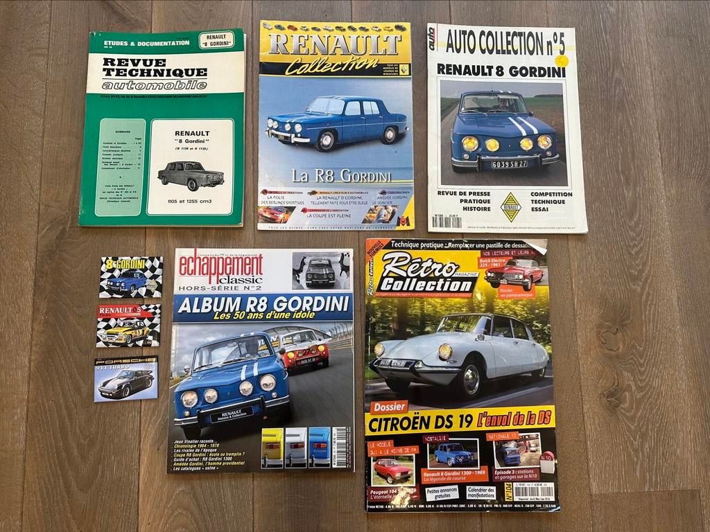 Lot de chargeurs Renault R8, Livres, Autos | Livres, Comme neuf, Renault, Enlèvement ou Envoi