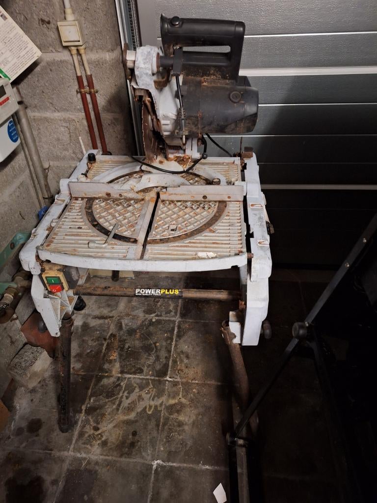 Zaagmachine, Ophalen