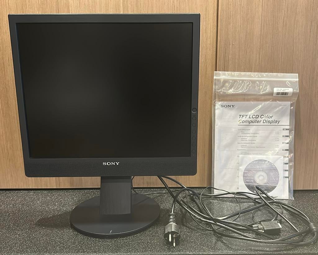 Sony TFT LCD Kleurscherm, Computers en Software, Monitoren, Ophalen, Gebruikt, In hoogte verstelbaar, Overige typen