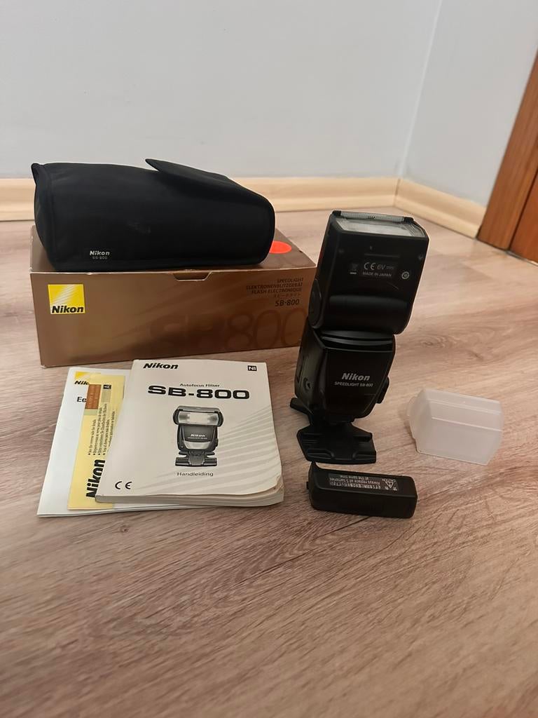 Nikon SB800 Flitser, Enlèvement, Nikon