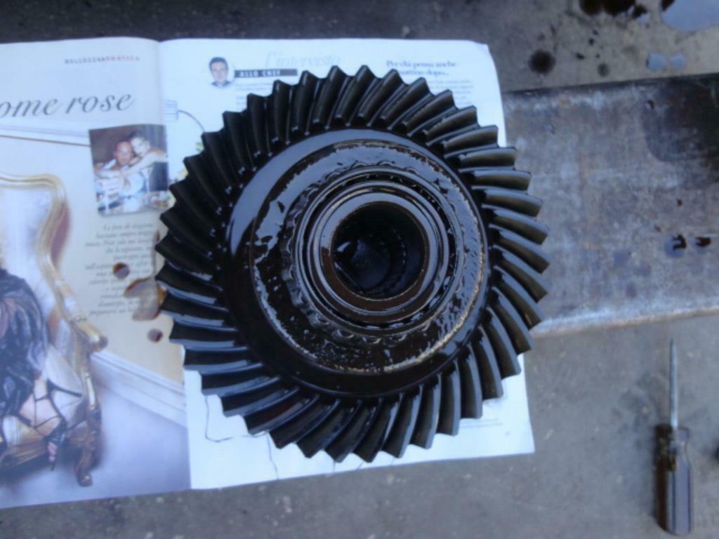 Crown wheel and pinion Alfa Romeo Montreal, Auto-onderdelen, Transmissie en Toebehoren, Alfa Romeo, Gebruikt, Ophalen of Verzenden