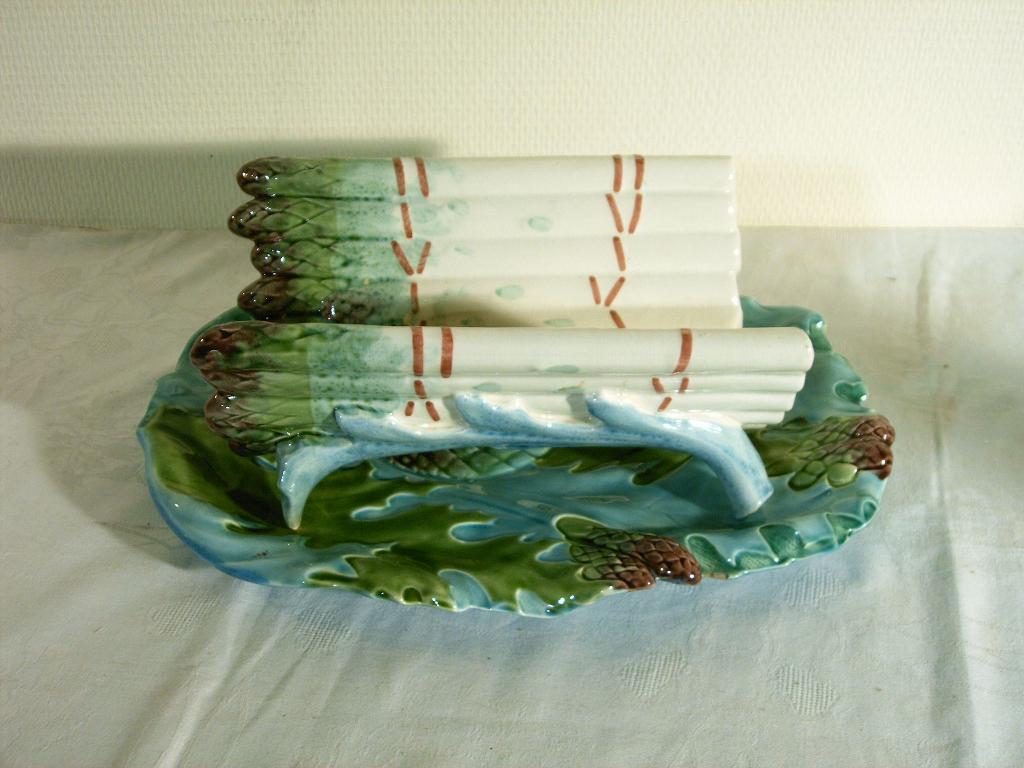 Plat à asperges Barbotine avec assiette, Enlèvement ou Envoi