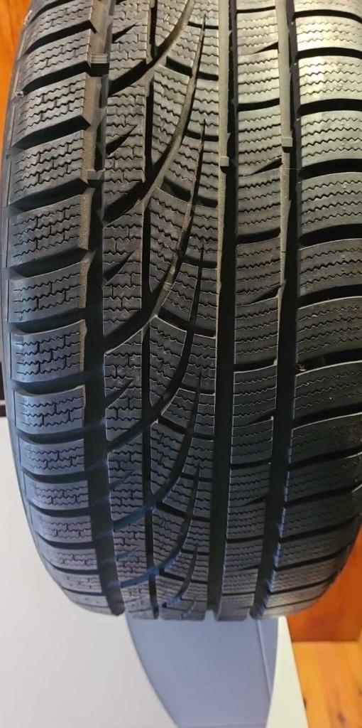 Pneus hiver Hankook, Autos : Pièces & Accessoires, Neuf, Pneus hiver, Enlèvement ou Envoi, 16 pouces