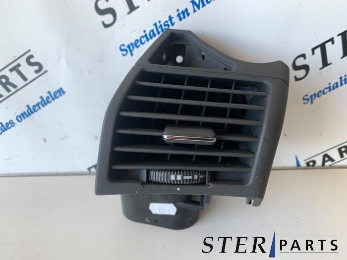 Grille aération tableau de bord d'un Mercedes S-Klasse, 3 mois de garantie, Utilisé, -, -