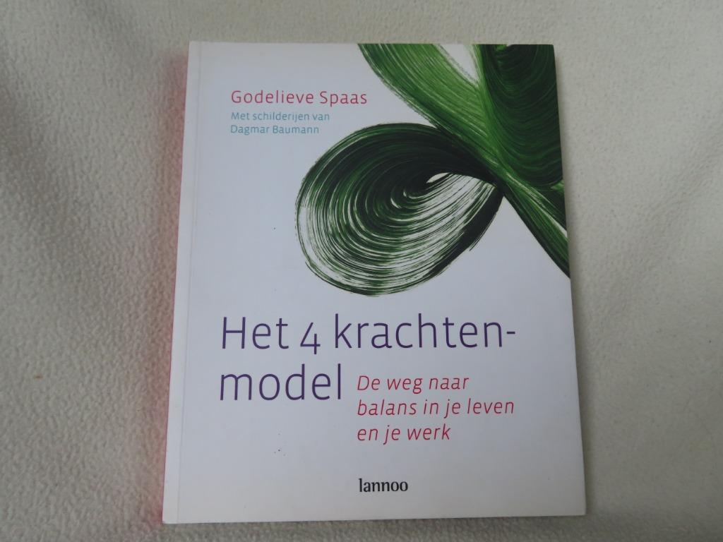 NIEUWSTAAT / Het 4 krachtenmodel – Godelieve Spaas De weg na, Boeken, Achtergrond en Informatie, Spiritualiteit algemeen, Ophalen of Verzenden
