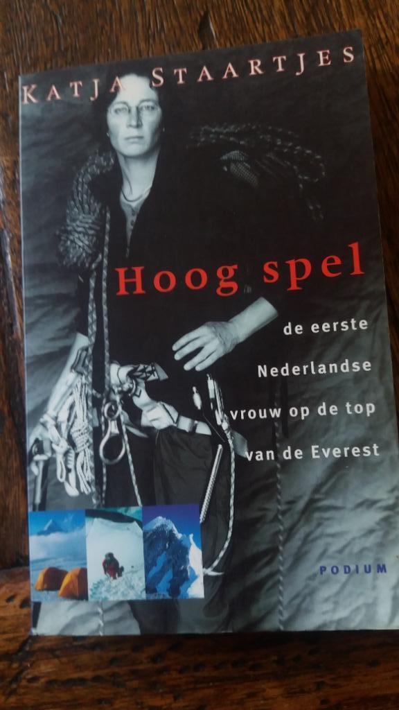 Hoog spel - Katja Staartjes, Ophalen of Verzenden, Zo goed als nieuw