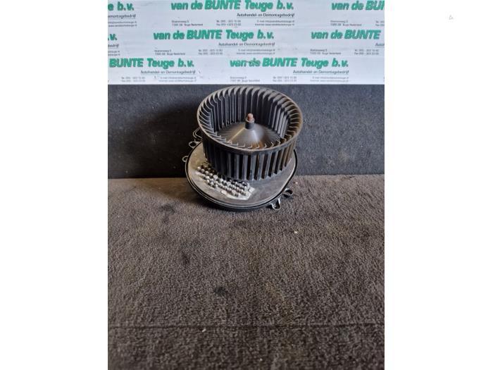 Moteur de ventilation chauffage d'un BMW 1-Serie, Enlèvement ou Envoi, 3 mois de garantie, Utilisé, BMW