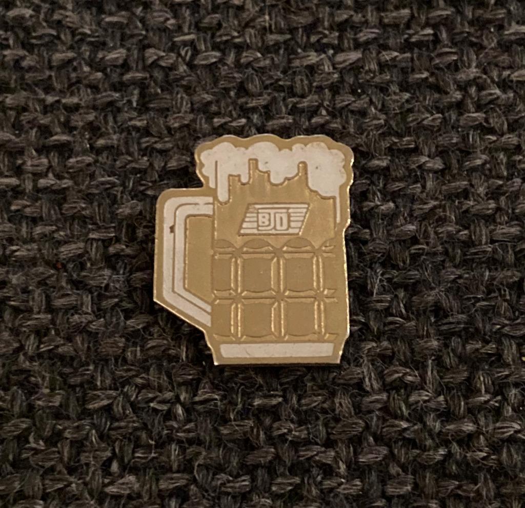 PIN - BIER - BEER - BIÈRE, Envoi, Utilisé, Autres sujets/thèmes, Insigne ou Pin's