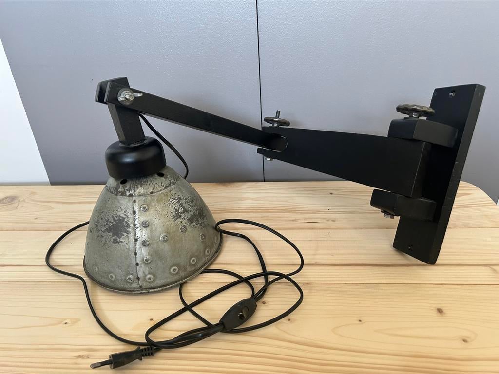 Wandlamp industrieel, Ophalen of Verzenden, Hout, Industrieel