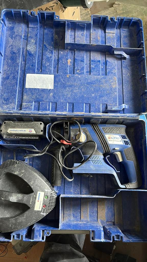 36V SDS boormachine van berner bosch, Enlèvement, Comme neuf, Perceuse