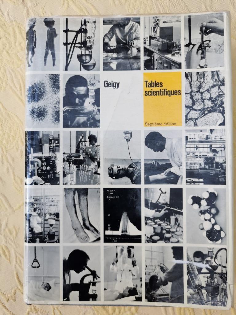 Tables scientifiques - Geigy, hardcover, Ophalen of Verzenden, Gelezen