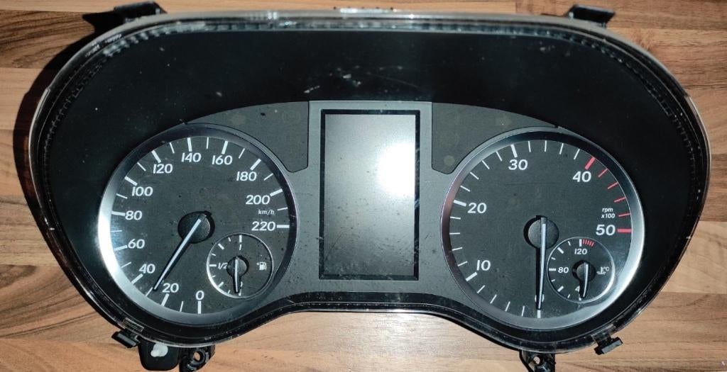 LCD herstel  Km teller Mercedes VITO >2008 instrumentenbord, Ophalen of Verzenden, Gebruikt, Mercedes-Benz