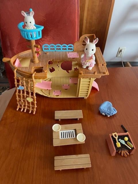 Sylvanian boot- en badpakset 5233 en picknick, Kinderen en Baby's, Ophalen of Verzenden, Gebruikt, Poppenhuis