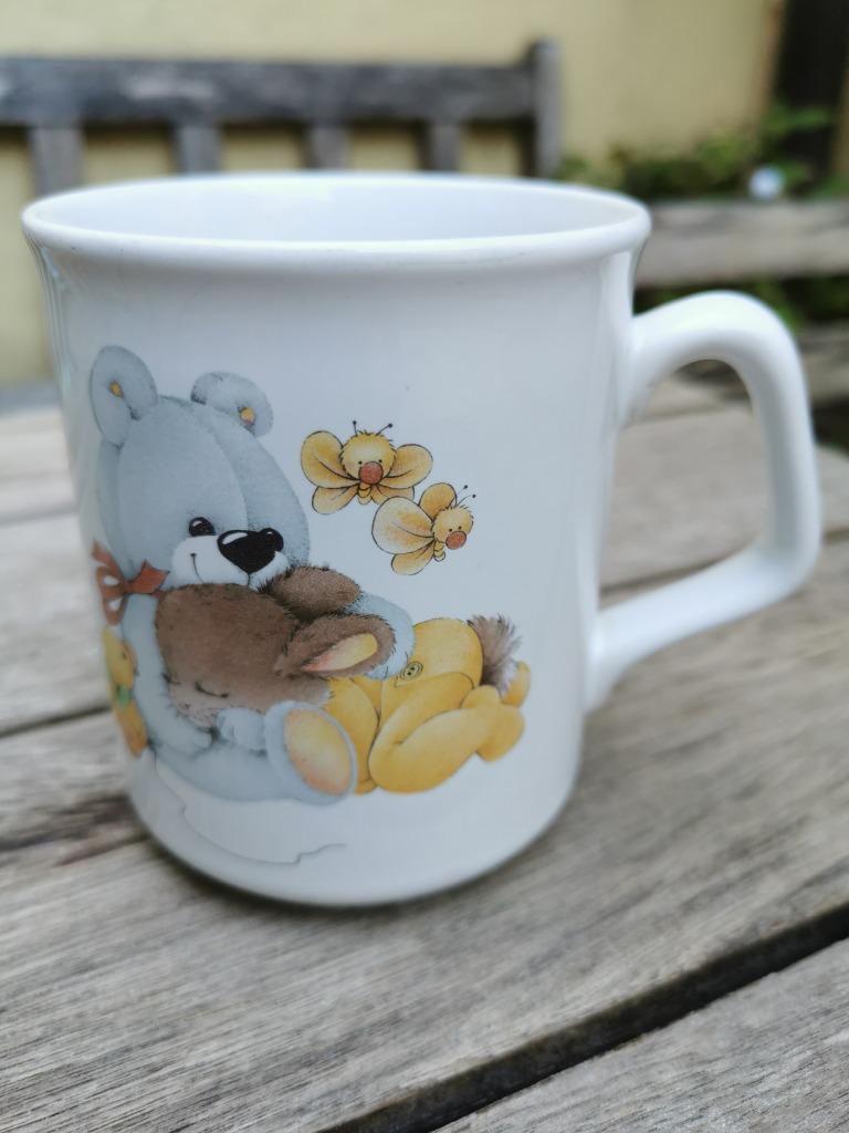 Kop of mok Teddy Bear. Teddy beer met konijntje., Ophalen of Verzenden, Zo goed als nieuw, Keramiek, Kop(pen) en/of Schotel(s)