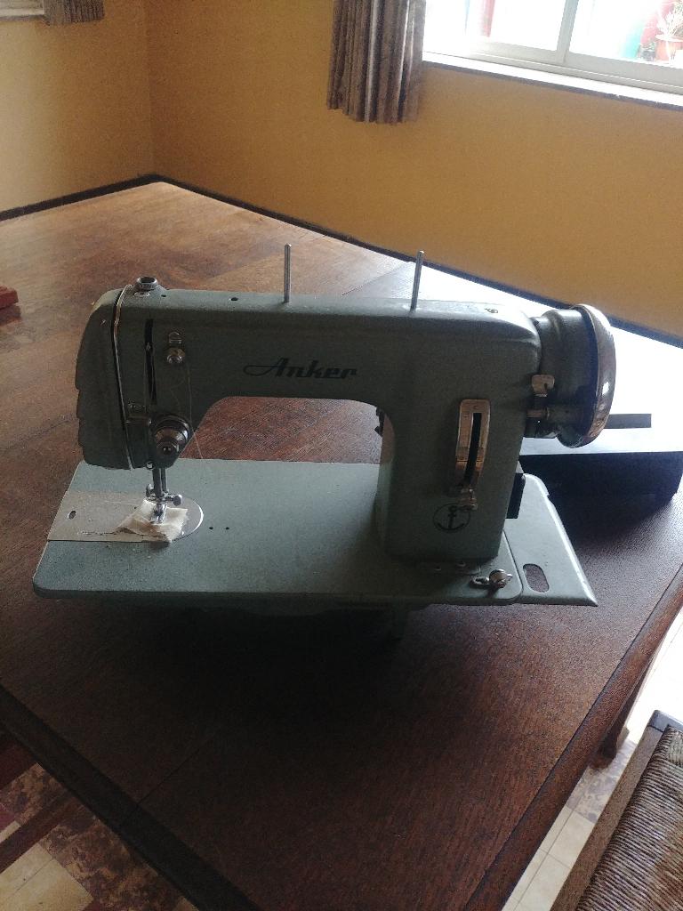 ANKER naaimachine, Ophalen, Zo goed als nieuw, Naaimachine, Overige merken
