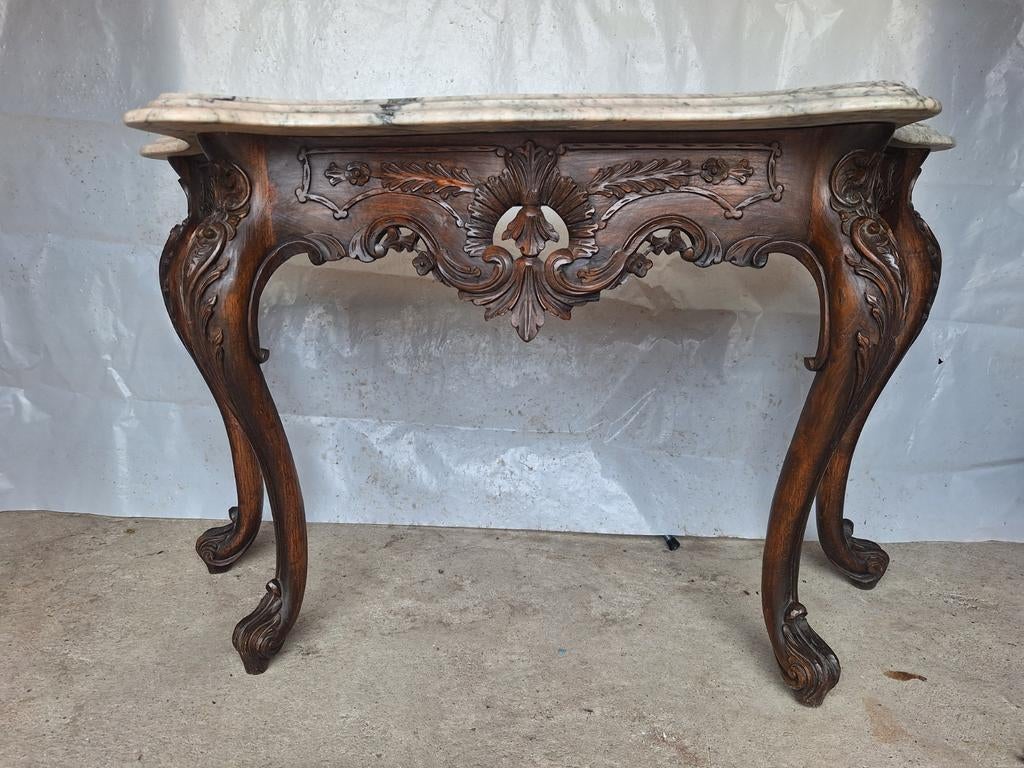 Mur de table de style Louis XV, Enlèvement