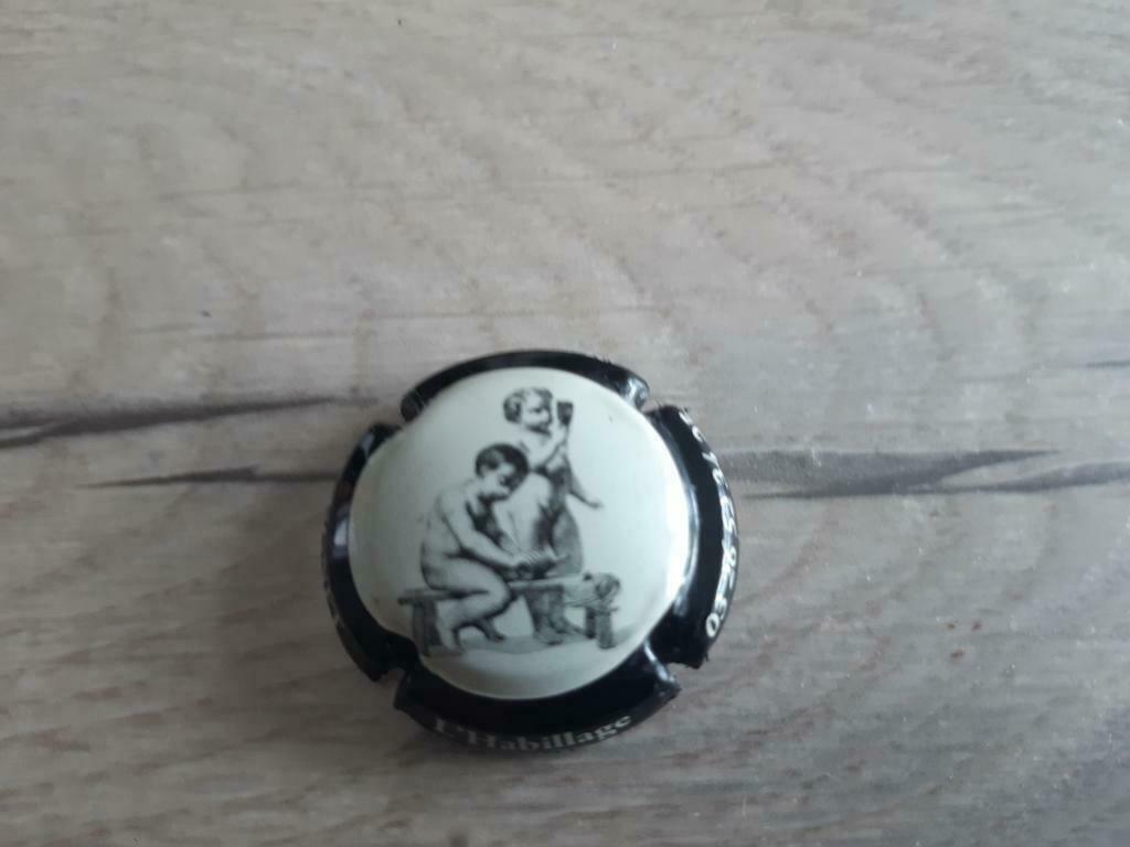 Champagne capsule Cugnet 39a, Enlèvement ou Envoi, Comme neuf