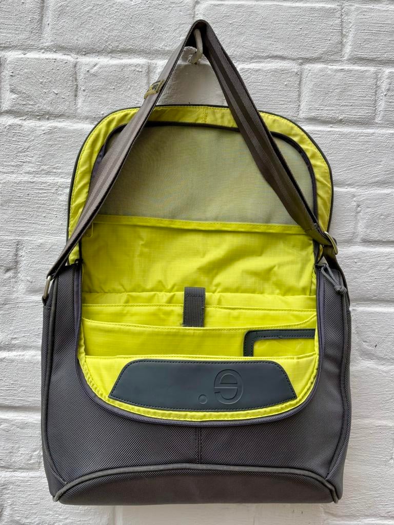 Sac bandoulière pour ordinateur, Computers en Software, Laptoptassen, Ophalen of Verzenden, 13 inch, Nieuw, Schoudertas
