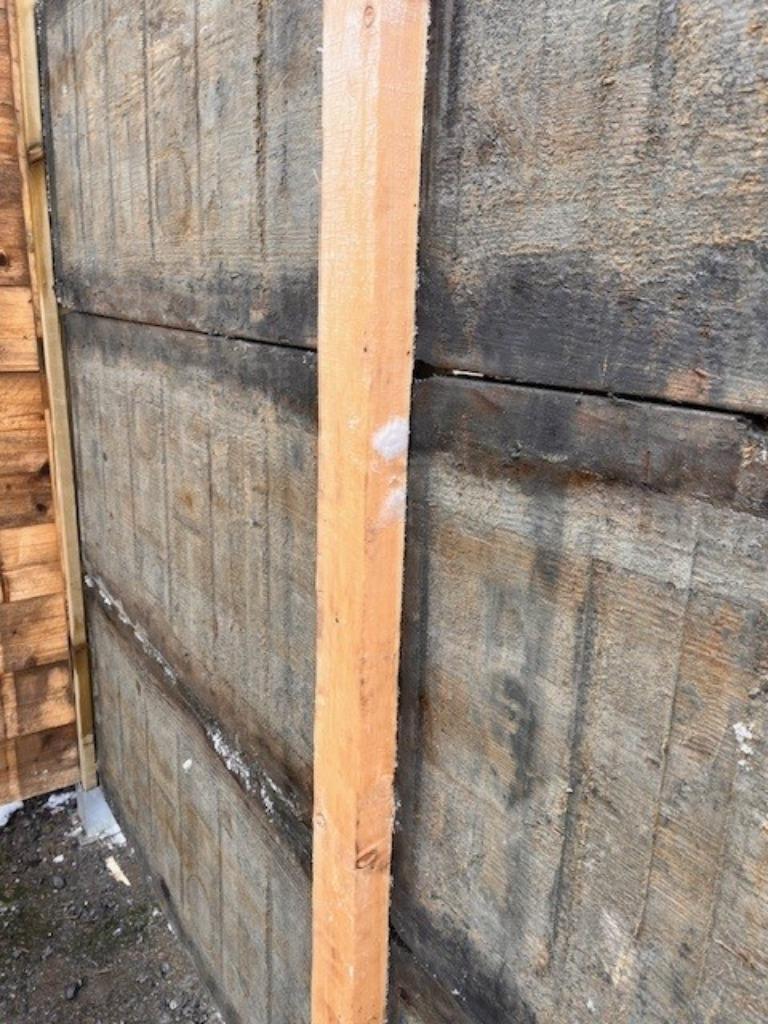 ABRI- BOX POUR CHEVAUX, Animaux & Accessoires, Élevage, 4 chevaux ou poneys ou plus