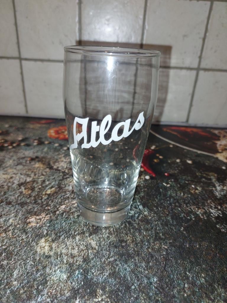 Verre à bière Old Atlas, Enlèvement ou Envoi, Comme neuf, Verre à bière