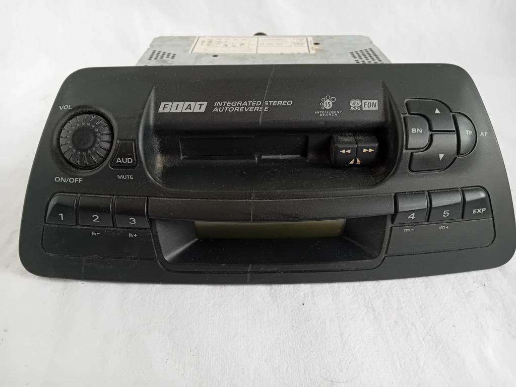 Auto radio Fiat Bravo, Enlèvement ou Envoi, Utilisé