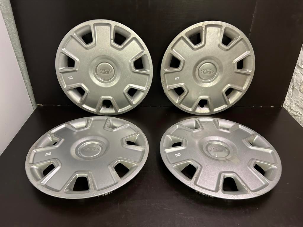 4 enjoliveurs Ford FOCUS fiesta tourneo 15", Autos : Divers, Enjoliveurs, Utilisé, Enlèvement ou Envoi