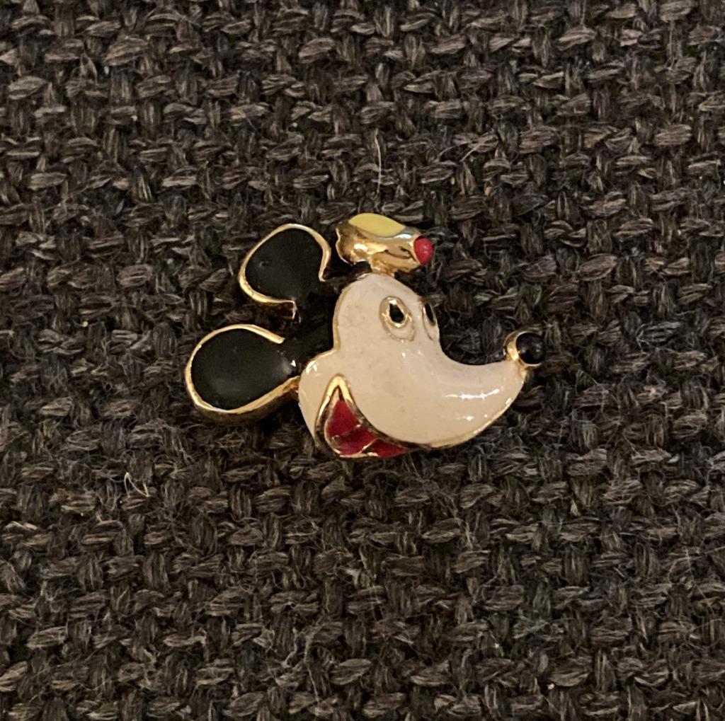 PIN - DISNEY - MICKEY MOUSE, Envoi, Utilisé, Figurine, Insigne ou Pin's