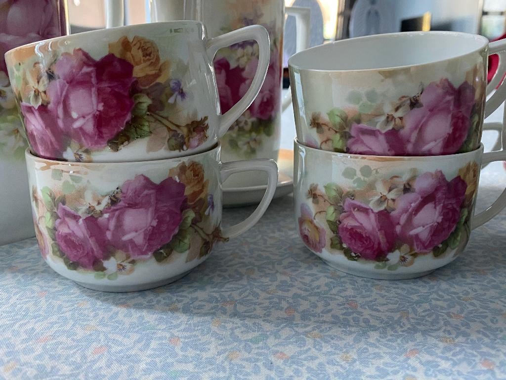 Parelmoer Victoria Servies met rozenmotief, Ophalen of Verzenden