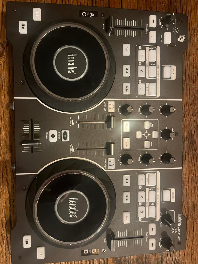 Hercules DJ4set, Muziek en Instrumenten, Ophalen, Zo goed als nieuw