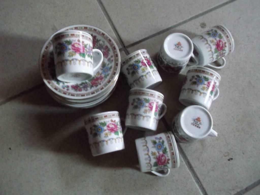 Koffiekopjes, Huis en Inrichting, Keuken | Servies, Zo goed als nieuw, Kop(pen) en/of Schotel(s), Overige stijlen, Porselein, Ophalen of Verzenden