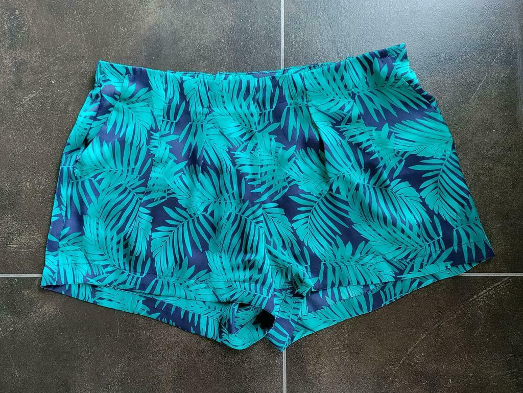 Shortje met palmboomprint van Sora by jbc, Taille 38/40 (M), Enlèvement ou Envoi, Sora, Comme neuf