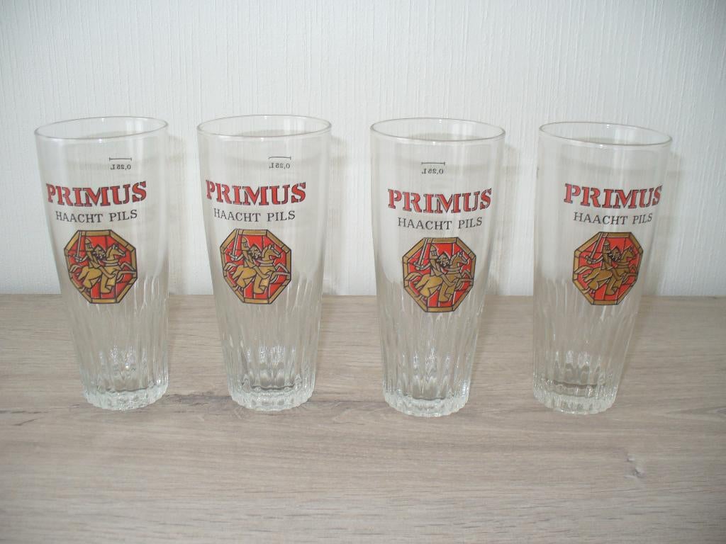 4 Glazen Primus, Ophalen of Verzenden, Zo goed als nieuw, Bierglas