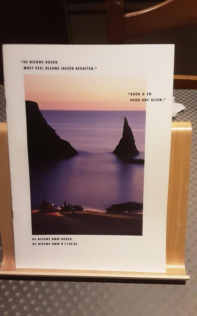 BMW r 1100 rs brochure Nederlands, Ophalen of Verzenden, Zo goed als nieuw