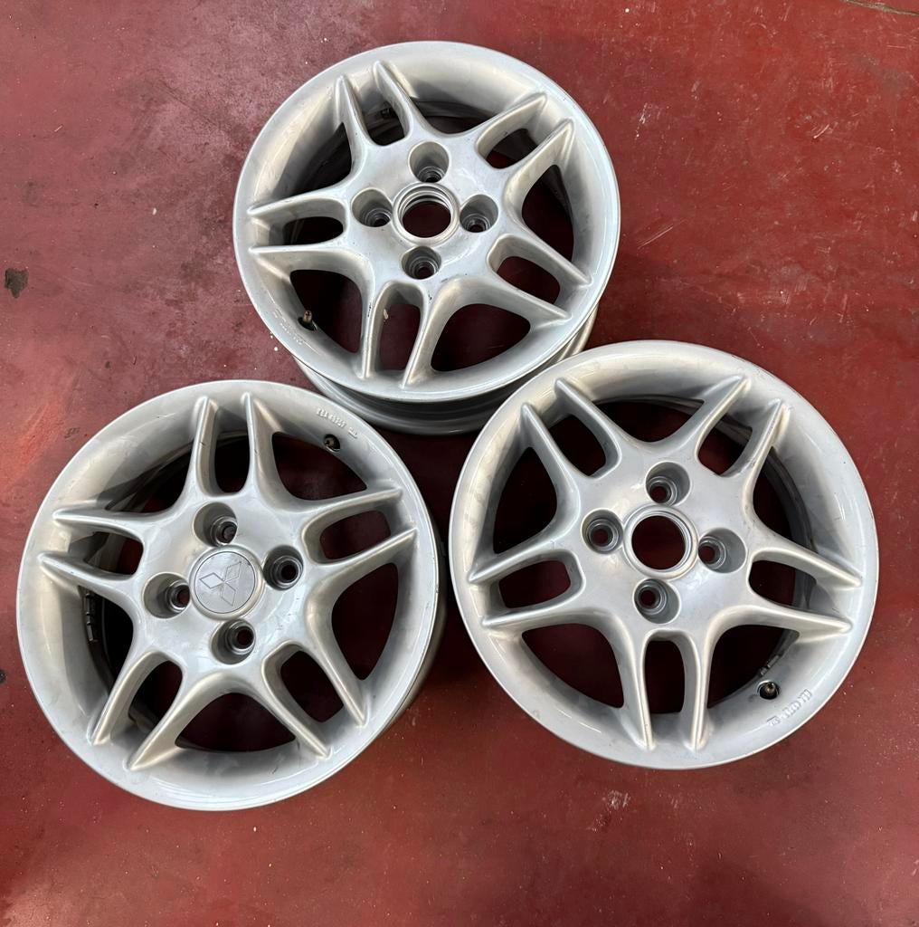 Mitsubishi space star Velgen 14 inch, Enlèvement