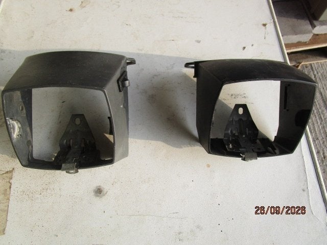 2x kap voor koplamp Peugeot 103 - 1 zwart -1 grijs, Fietsen en Brommers, Ophalen of Verzenden, Nieuw, Kap, Peugeot