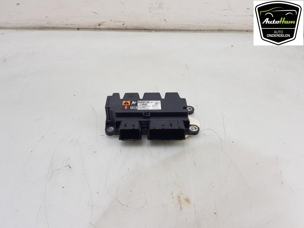 BOITIER AIRBAG Zafira Tourer (P12) (|13589689|13589405|), Utilisé, Opel