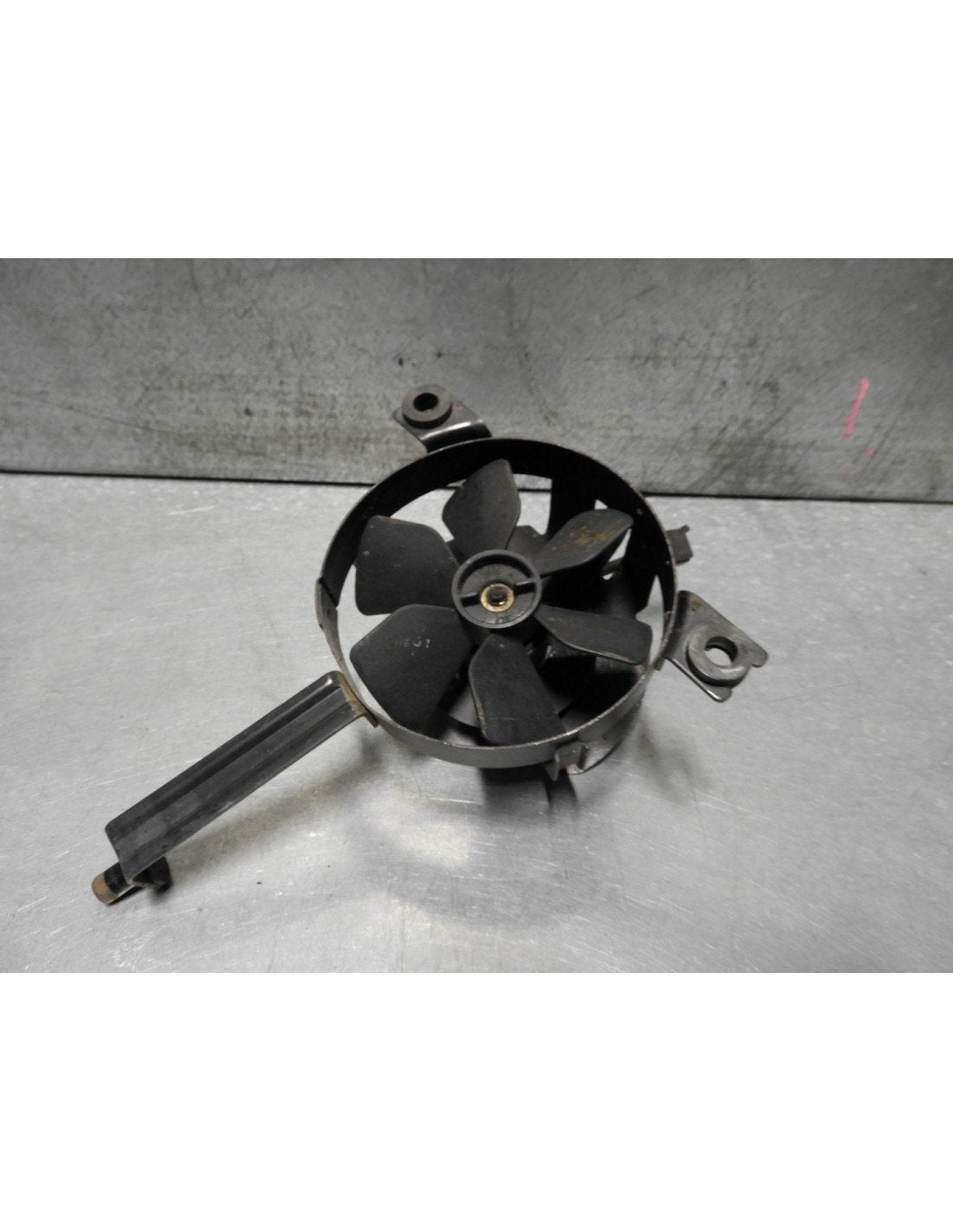 GSX1400 2001 - 2009 Suzuki Radiator Ventilator D1-41784, Motos