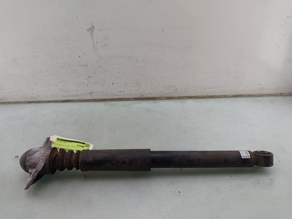 AMORTISSEUR ARRIÈRE GAUCHE Volkswagen Jetta IV (162 / 16A), Volkswagen, Volkswagen AG, Utilisé, Kundenbetreuung@volkswagen.de