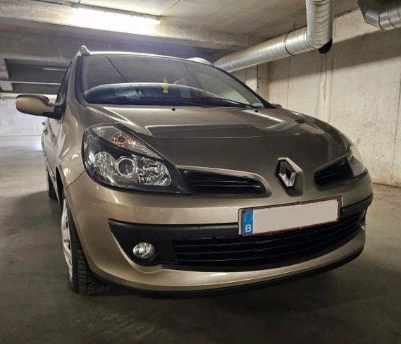Renault Clio III Grandtour Airco '2009, Autos, Argent ou Gris, Achat, 50 kW, Noir