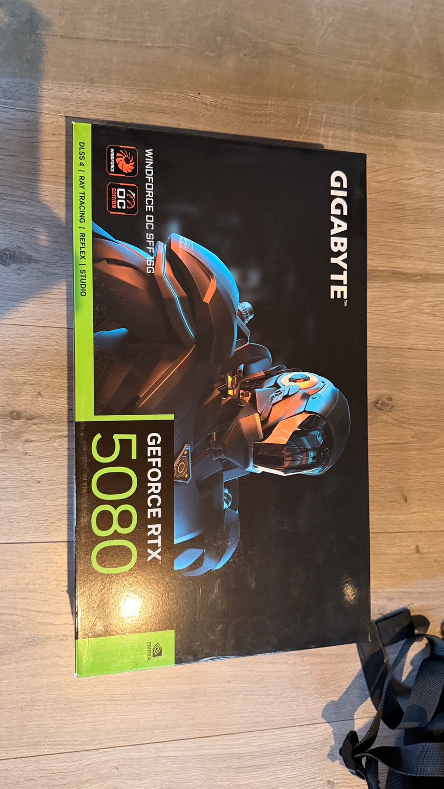 GIGABYTE GeForce RTX 5080 WINDFORCE OC SFF 16G, Ophalen, Overige soorten, Nieuw, HDMI