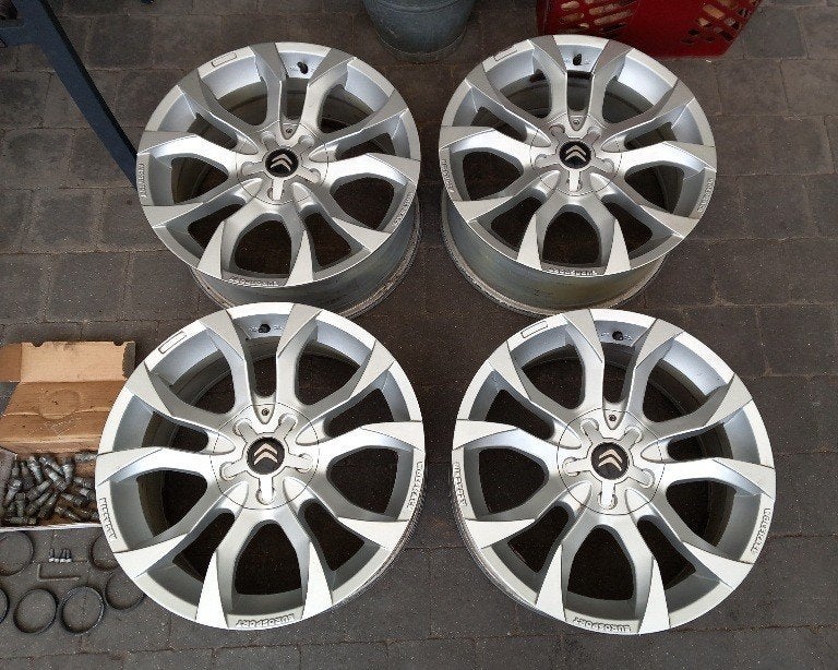 Wolfrace Assassin 8x18” Velgen | 5x108 | €250, Auto-onderdelen, Banden en Velgen, Ophalen, 18 inch, Overige, Gebruikt