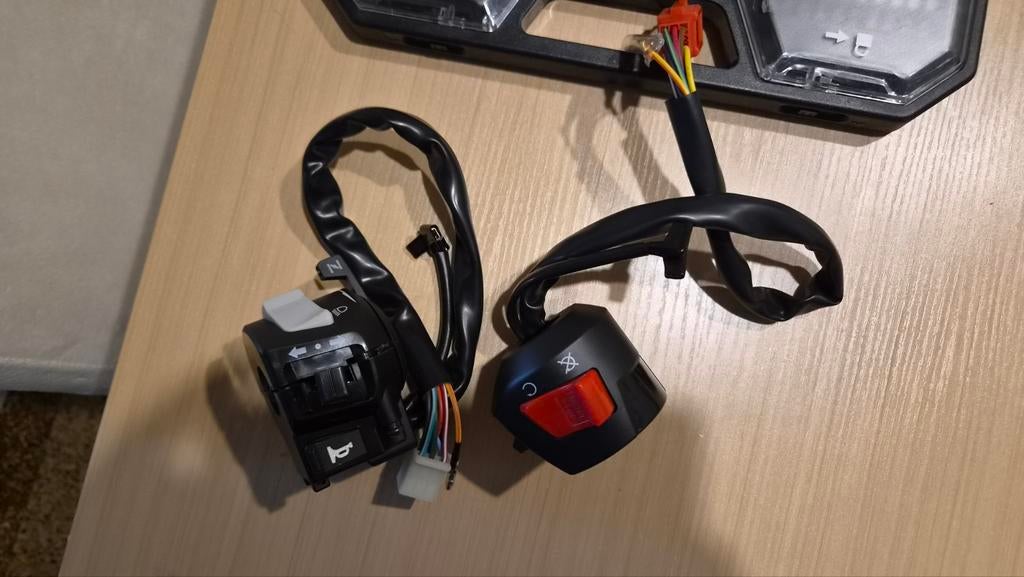 Commodo sym orbit 2, Enlèvement