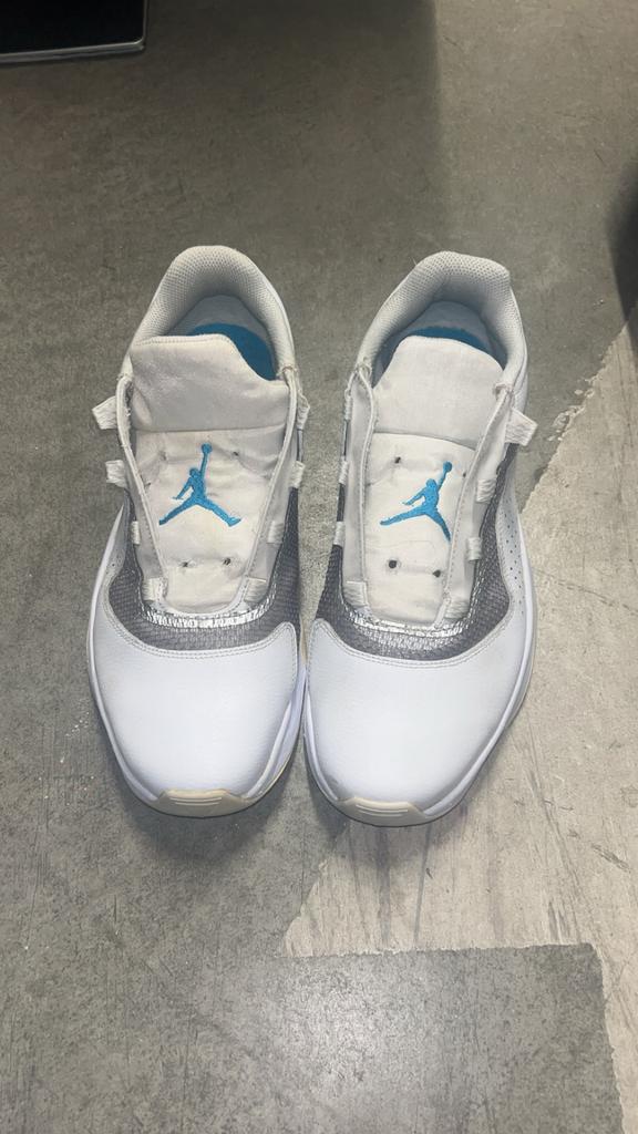 Baskets Jordan, Kleding | Heren, Schoenen, Ophalen of Verzenden, Zo goed als nieuw, Wit, Sneakers