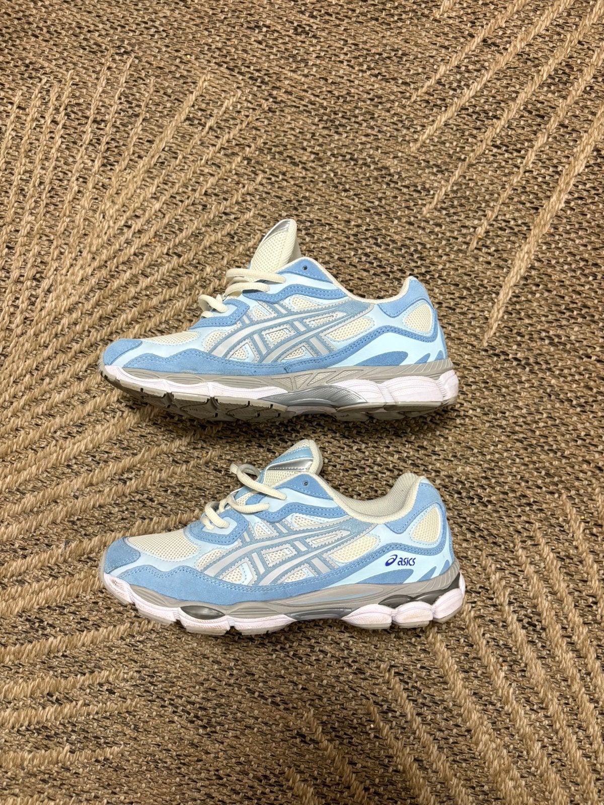 Asics GEL-NYC — White / Blue Coast (Taille 43), Kleding | Heren, Schoenen, Blauw, Ophalen of Verzenden, Sneakers, Gedragen