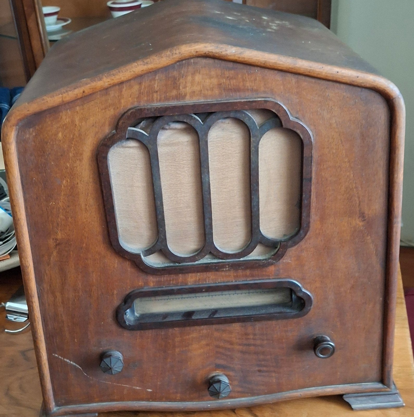 Vend radio sbr 1930, Enlèvement