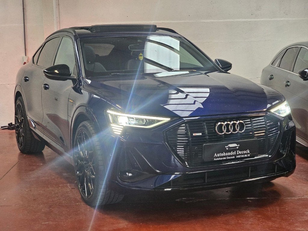 Audi Q8 etron 55 BLACK PACK SPORTBACK S LINE quattro |PANO, Auto's, Audi, Automaat, Parkeerassistent, 5 zetels, 5 deurs