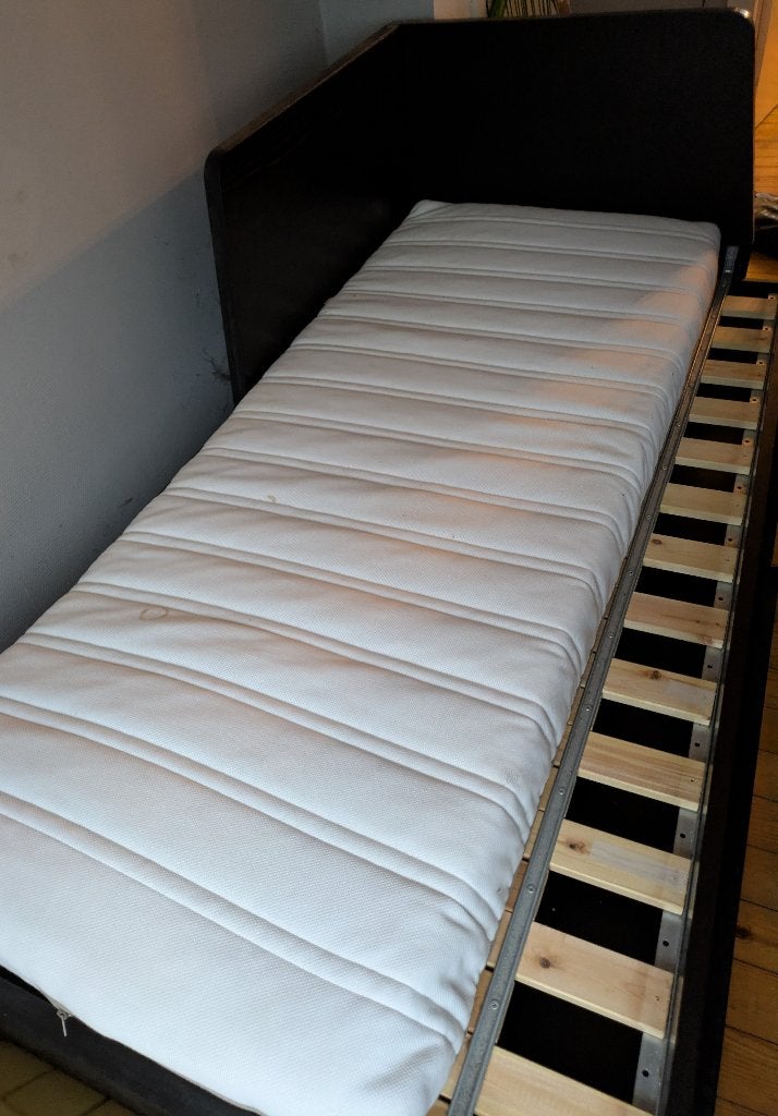 Lit banquette IKEA FLEKKE (2 places / extensible), Maison & Meubles, Enlèvement, Utilisé, Noir, Autres dimensions
