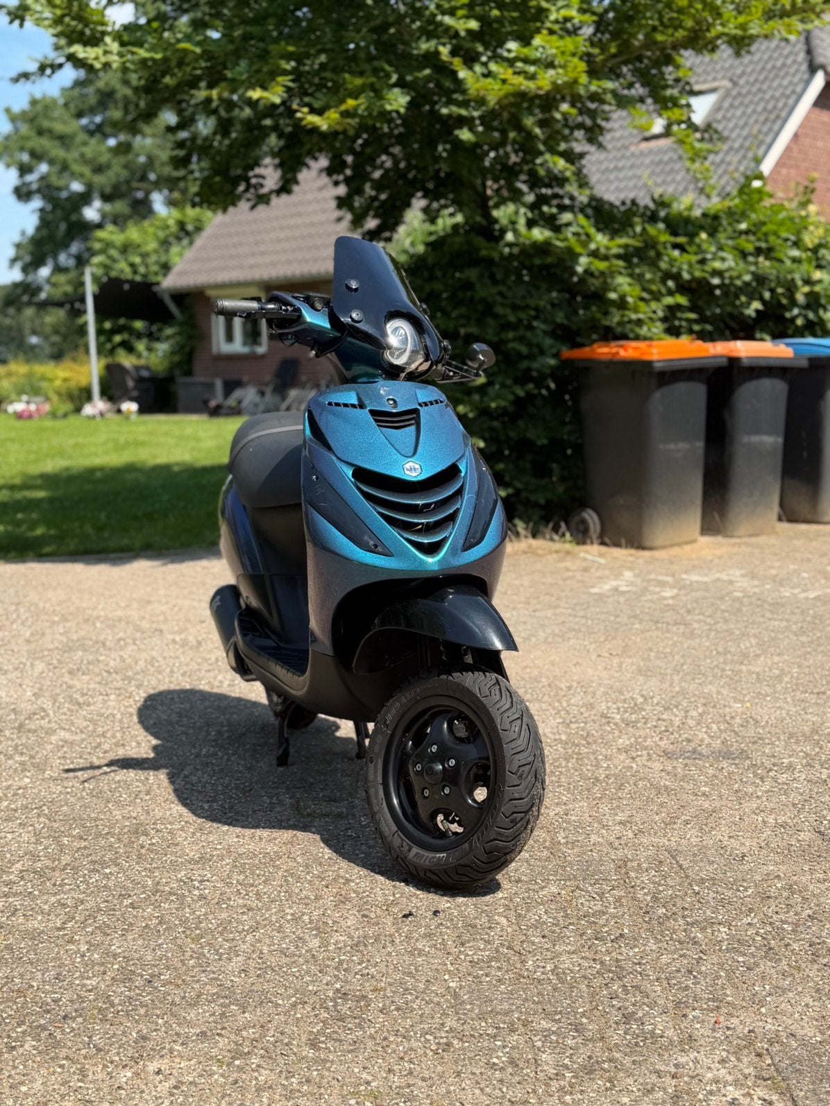 Piaggo zip 80cc, Fietsen en Brommers, Scooters | Piaggio, Zo goed als nieuw, Zip, Klasse B (45 km/u), Benzine, Ophalen