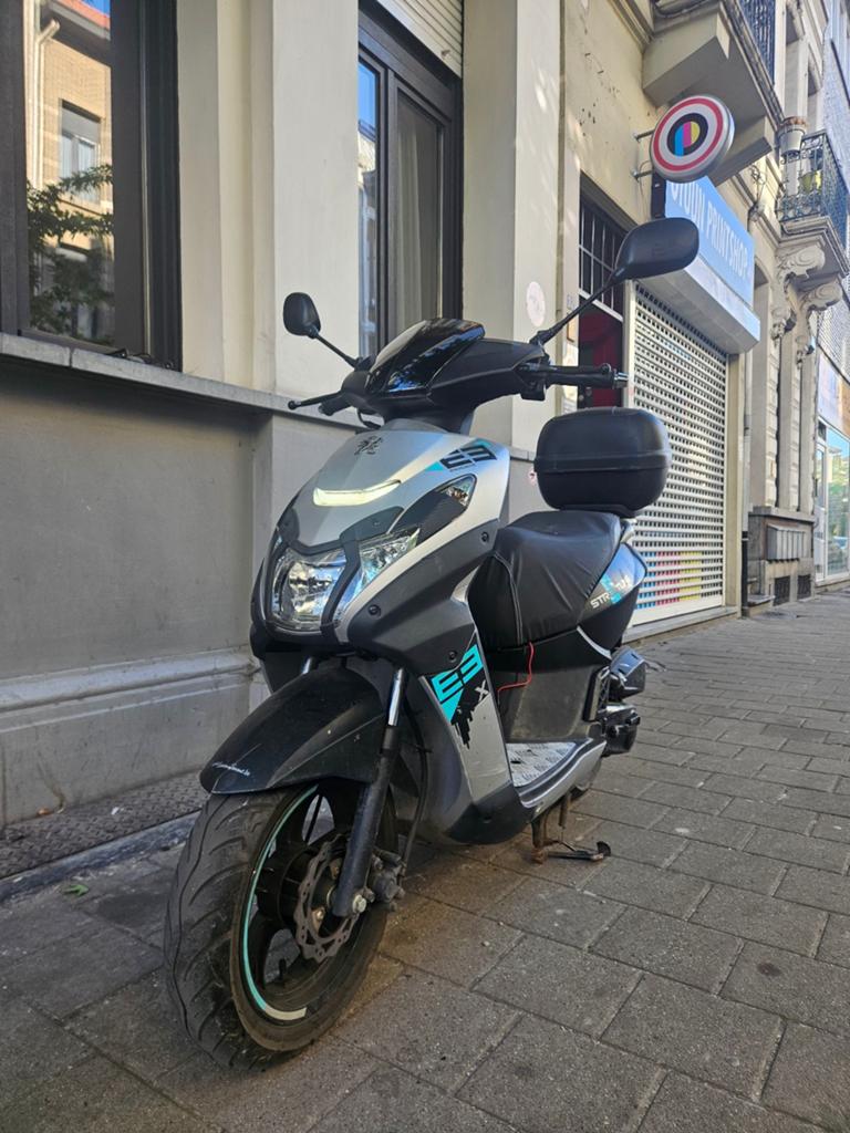 Peugeot kisbee A klasse 2021, Motoren, Particulier, Nieuw