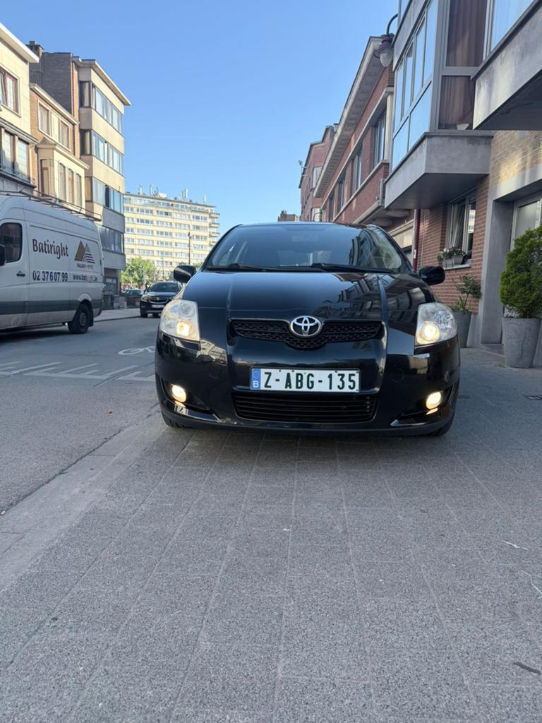 Toyota auris benzine automaat  full service  0485905657, Autos, Entreprise, Carnet d'entretien, 5 portes, 5 places